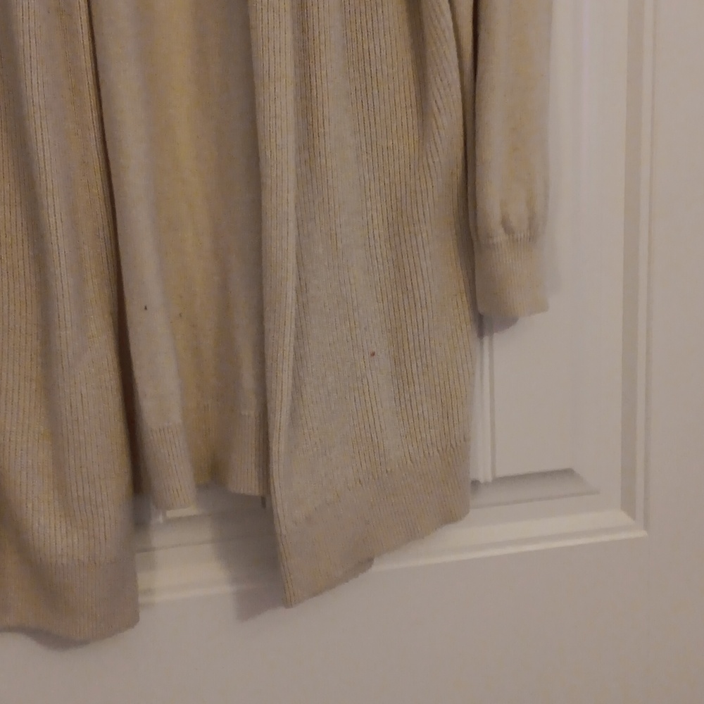 Sweater - Picture 3 of 8